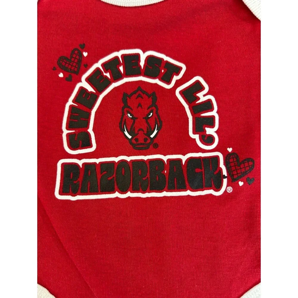 NWT NCAA Arkansas Razorbacks Infant Girls' 3pk Bodysuit - 0-3M: Snap Closure